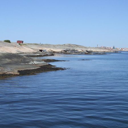 Hotell Fisketangen Kungshamn Bagian luar foto