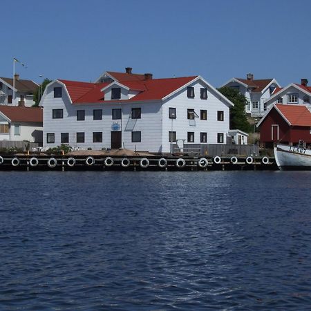 Hotell Fisketangen Kungshamn Bagian luar foto