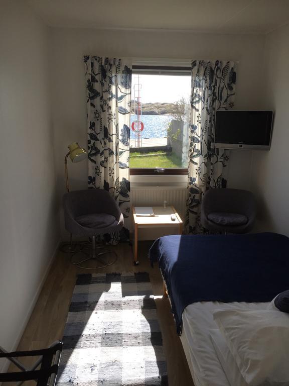 Hotell Fisketangen Kungshamn Ruang foto