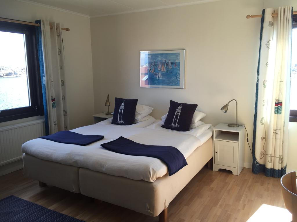 Hotell Fisketangen Kungshamn Ruang foto